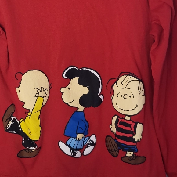 🥳HP🥳 Peanuts Junior Medium Red Long Sleeved Shirt Featuring Peanuts Gan - Picture 8 of 8